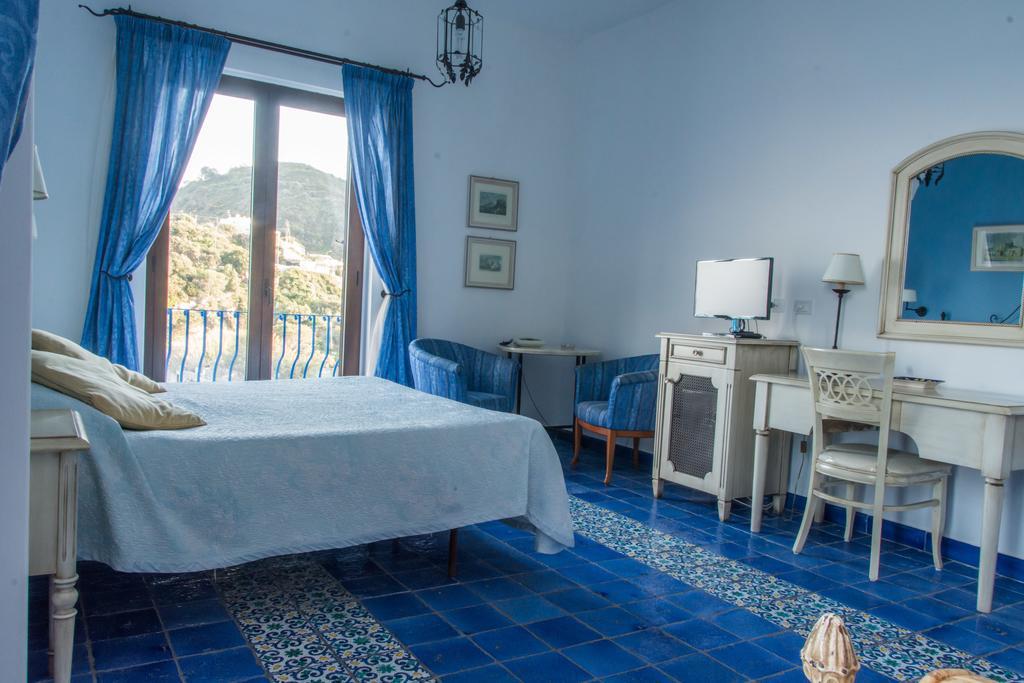 Hotel Rocce Azzurre