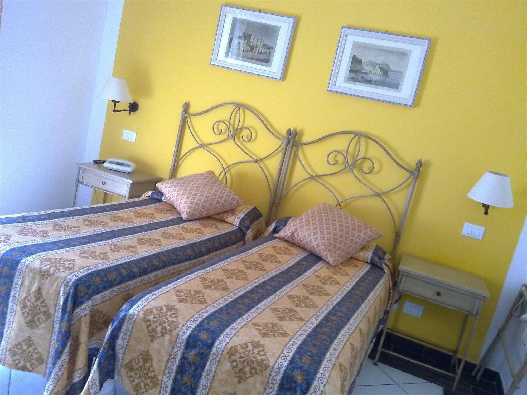 Hotel Rocce Azzurre